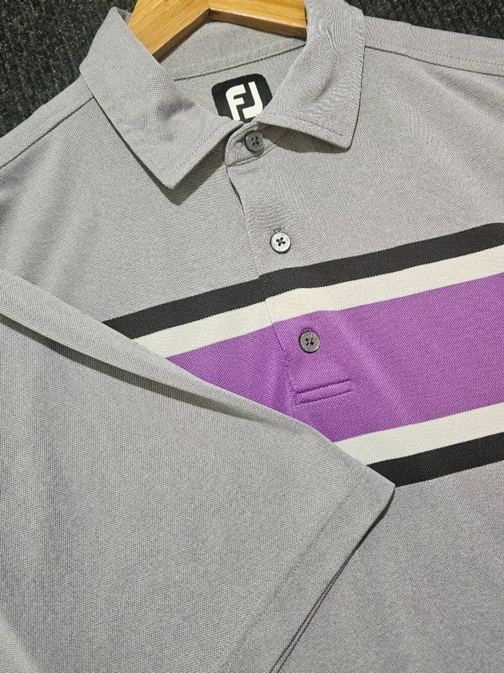 Footjoy Golf Performance Gray with purple and black strips sz.L